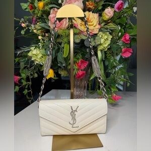 SAINT LAURENT Cassandre Envelope off-white Leather Chain Wallet ~ EUC